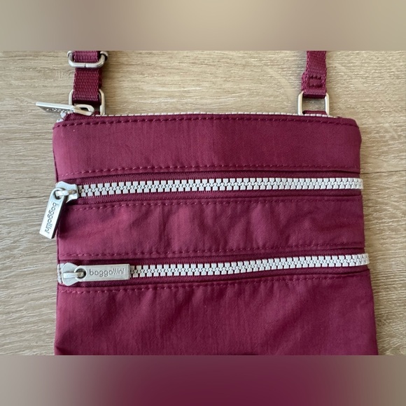 BAGGALLINI Mini Crossbody - Picture 5 of 8